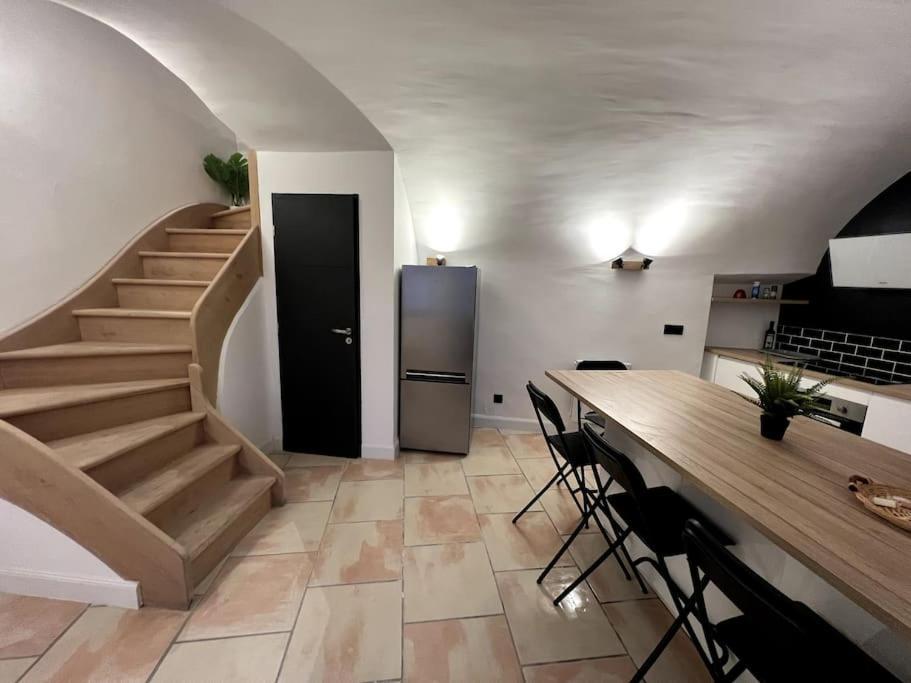 Maison De Ville Châteauneuf-du-Rhône Eksteriør bilde